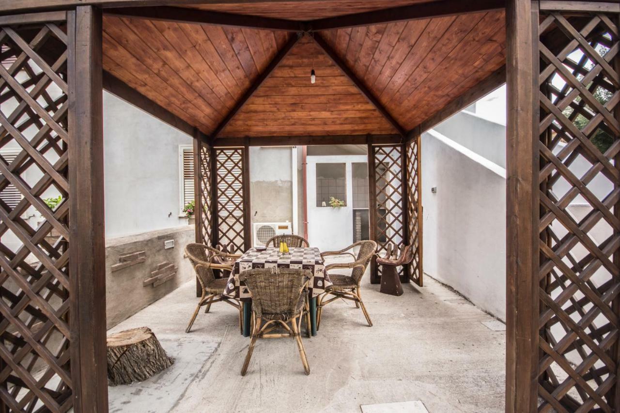 Casa Vacanza Il Mandorlo Domusnovas المظهر الخارجي الصورة