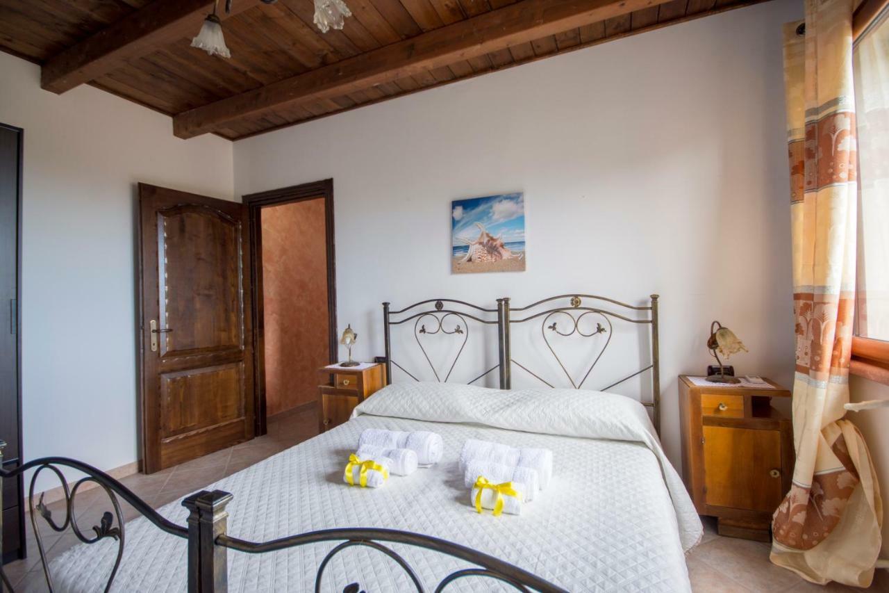 Casa Vacanza Il Mandorlo Domusnovas المظهر الخارجي الصورة