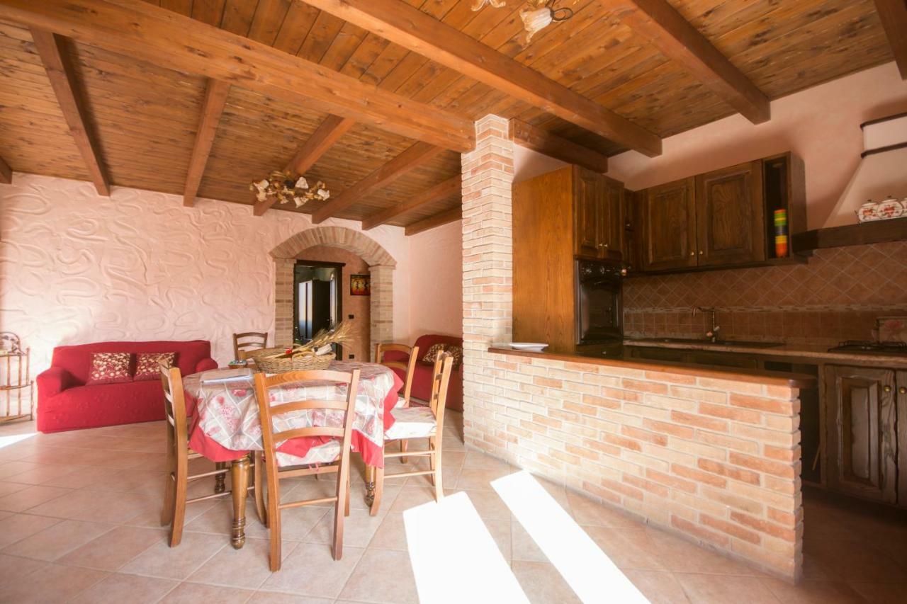 Casa Vacanza Il Mandorlo Domusnovas المظهر الخارجي الصورة