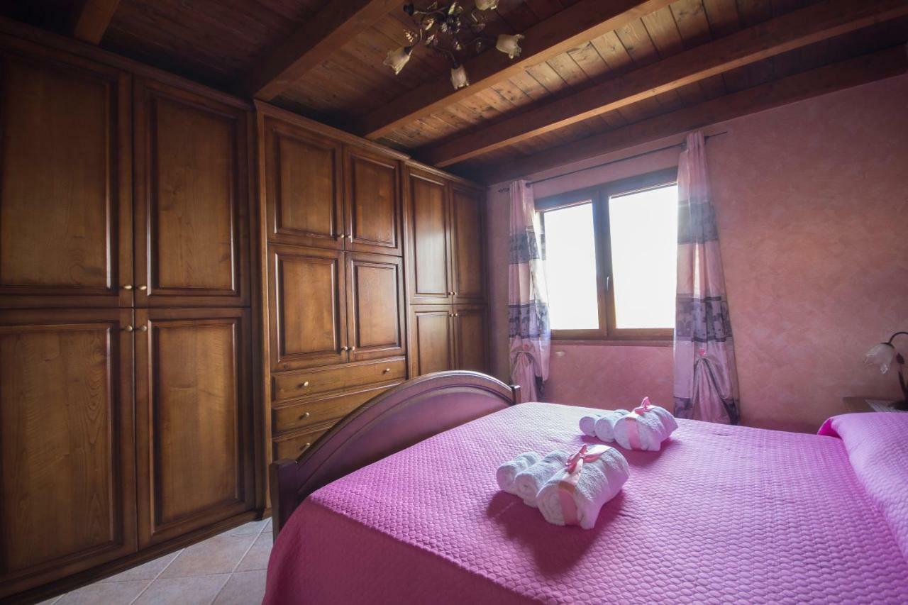 Casa Vacanza Il Mandorlo Domusnovas المظهر الخارجي الصورة